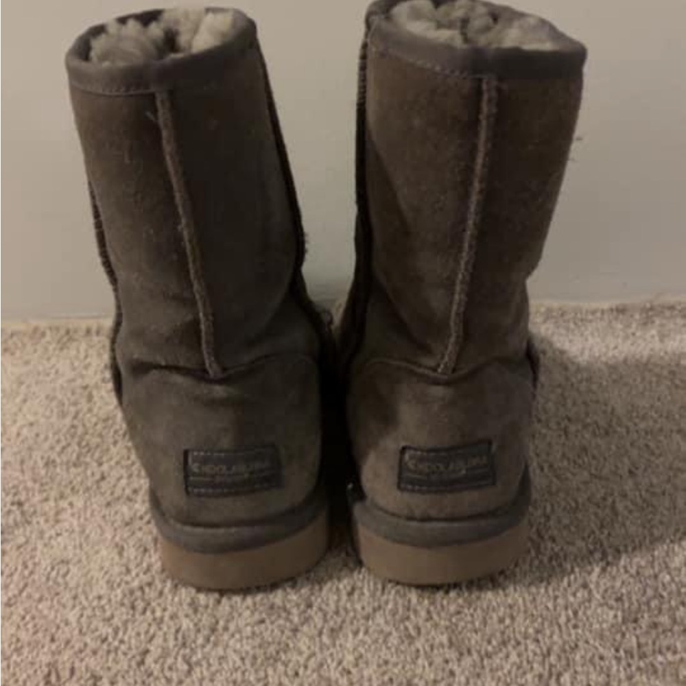 Women’s Grey Koolaburra by UGG Boots